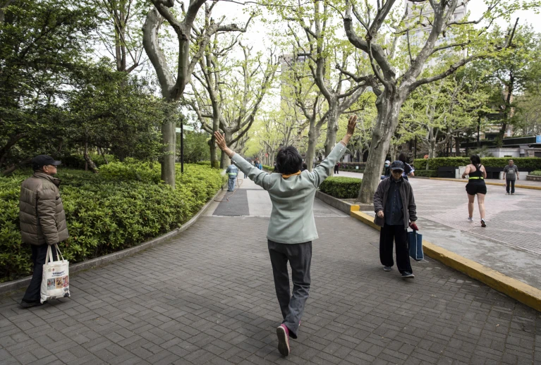 Daily Walking and Alzheimer’s: Research Insights